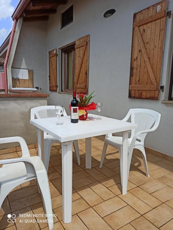 Casa Cao Appartamento "L'Ulivo" Nurachi ภายนอก รูปภาพ